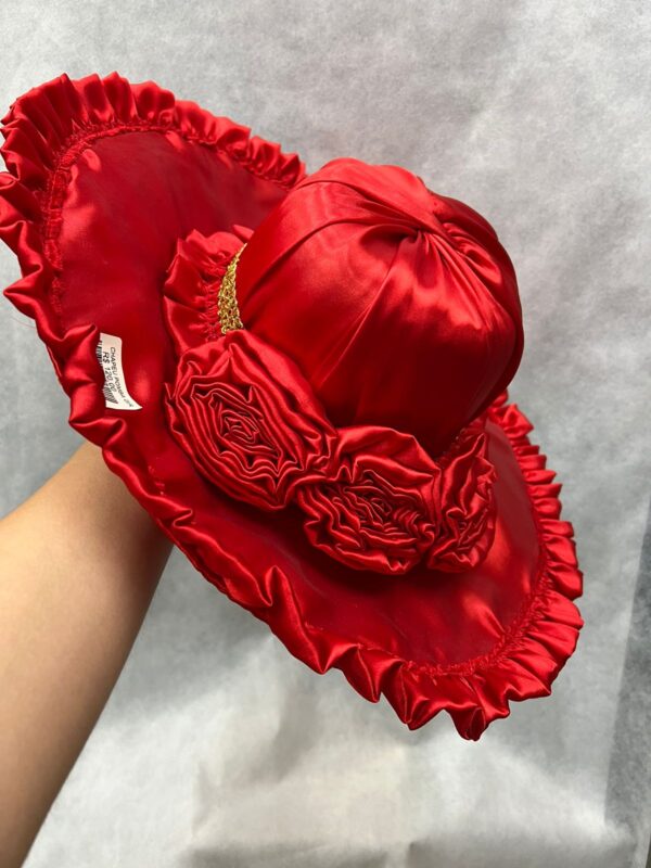 CHAPEU POMBA GIRA VERMELHO C/DETALHES DOURADO